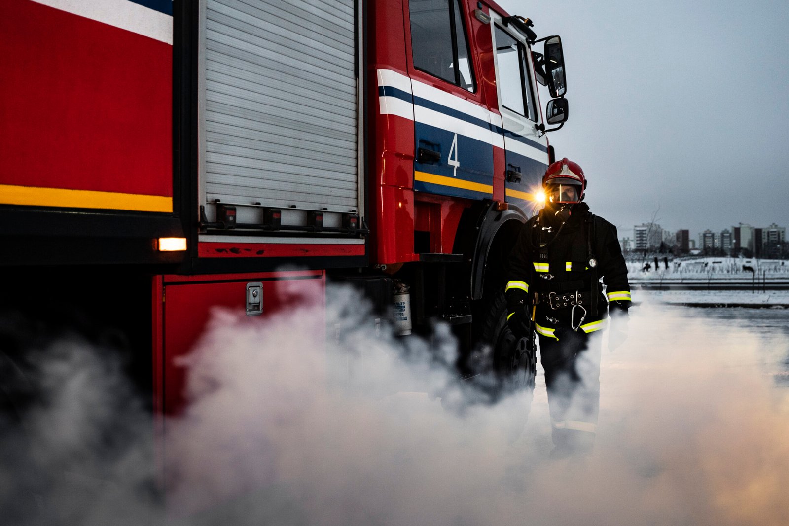 firefighter-ready-his-mission (1)
